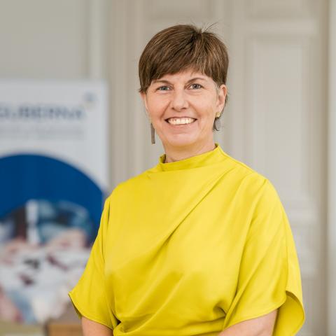 Prof. dr. Abigail Levrau